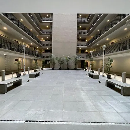 Super Comfy Big Space Condo In Imperial Suites Boulevard Mall Kuching Exterior photo