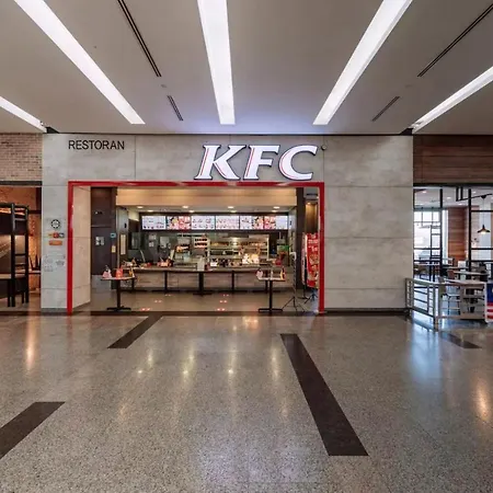 Super Comfy Big Space Condo In Imperial Suites Boulevard Mall Kuching Exterior photo