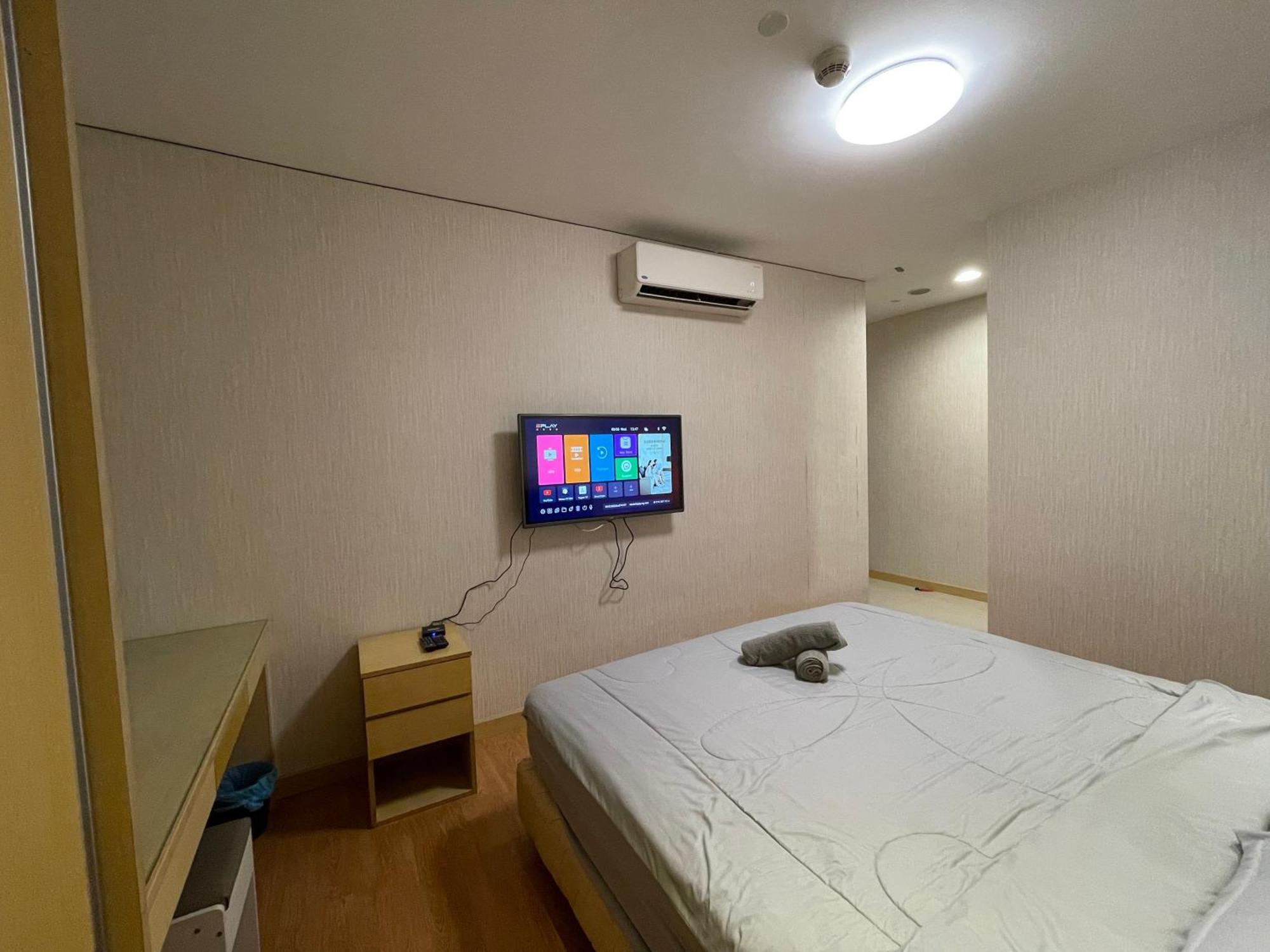 Super Comfy Big Space In Imperial Boulevard Mall Kuching